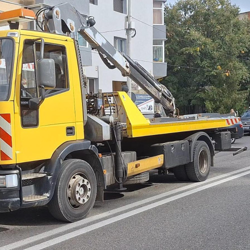 Accident rutier în Drobeta Turnu Severin, o femeie a fost rănită