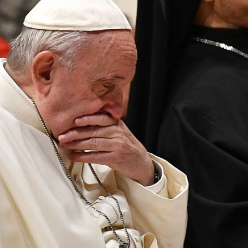 Papa Francisc continuă tratamentele la spitalul din Roma