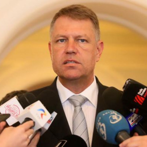 Președintele României, domnul Klaus Iohannis, semnează decrete