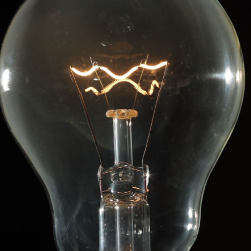 Iranul întrerupe furnizarea de electricitate în Teheran