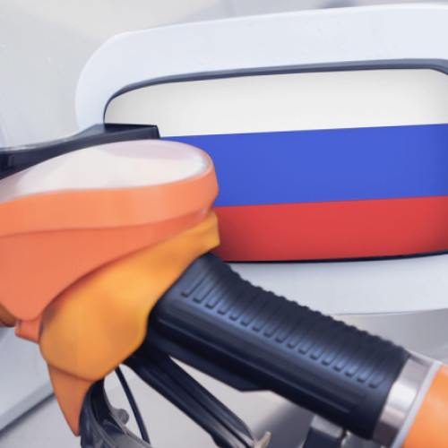 O nouă lovitură pentru Vladimir Putin. UE va aplica din 3 septembrie un plafon dinamic pentru prețurile petrolului rusesc