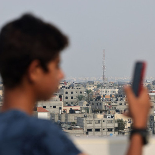 „Un milion de apeluri pe oră”: proiectul israelian de supraveghere în masă a palestinienilor și implicarea Microsoft