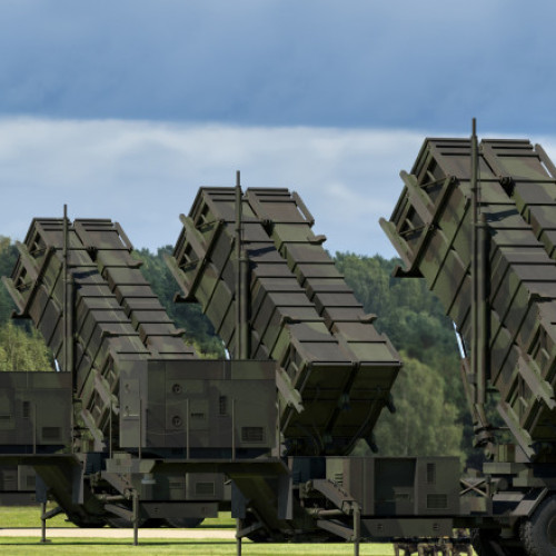 Armele americane plătite de membrii NATO vor ajunge la Kiev în următoarele săptămâni, potrivit unor surse din Alianță