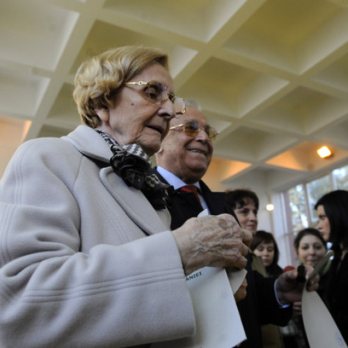 Primul mesaj public al Ninei Iliescu după moartea fostului președinte. Ce le-a transmis celor care l-au condus pe ultimul drum