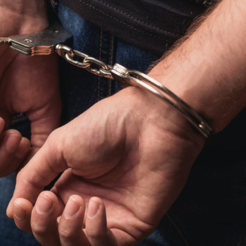 Bărbat arestat pentru 30 de zile după ce a violat o angajată din Alba Iulia