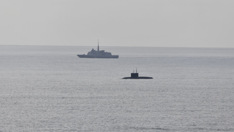 Fregată franceză a urmărit un submarin rusesc în largul coastei Bretaniei